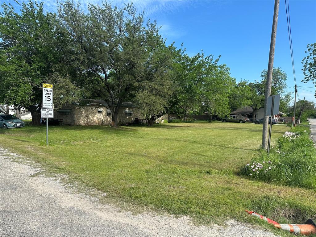 100 & 102 S Oak Lane