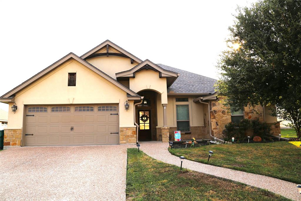 382 Violet Drive Property Photo 1