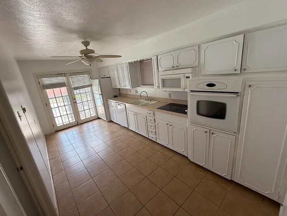 8620 Baltimore Drive 101 Property Photo 12