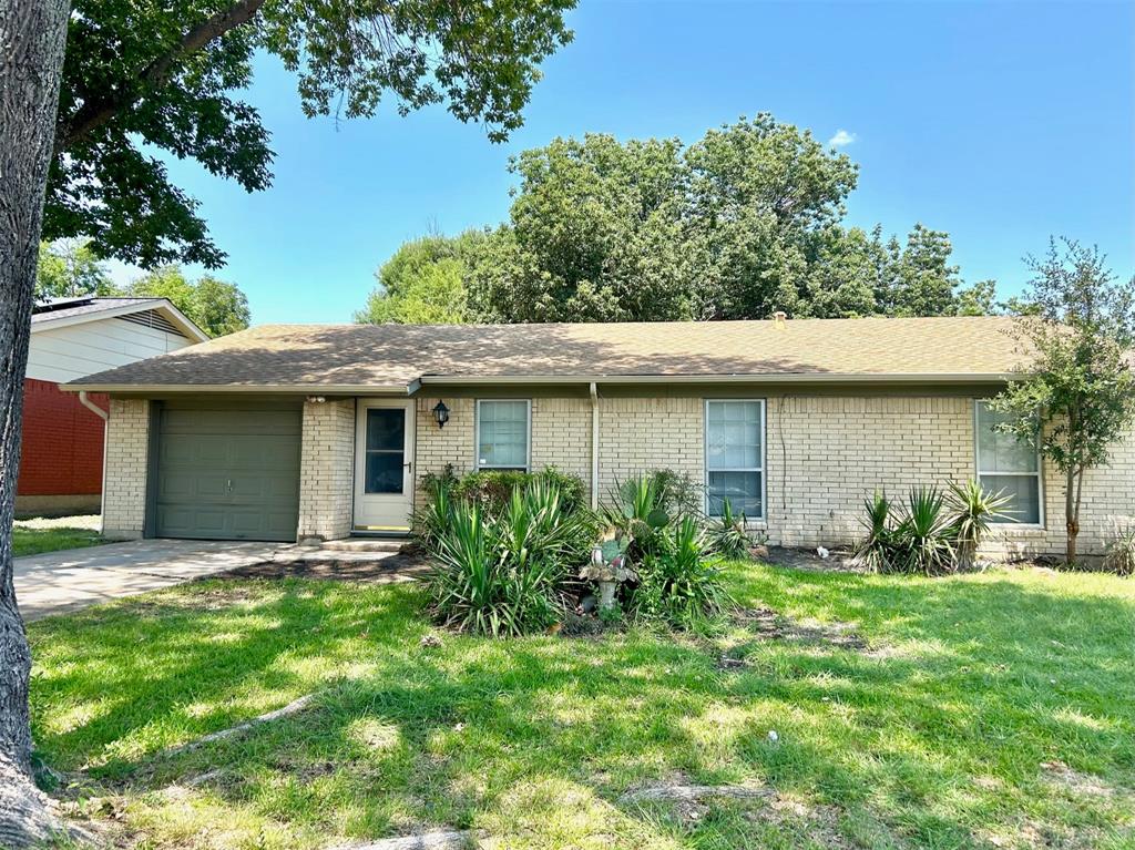2430 May Lane Property Photo 1