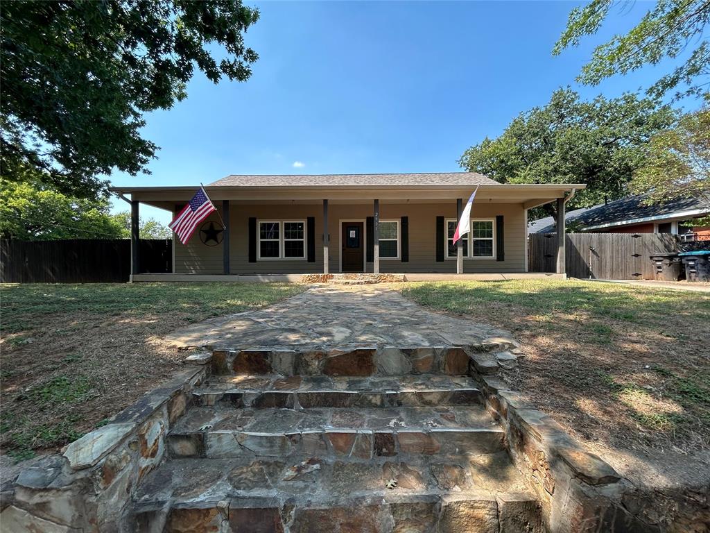 2901 Galvez Avenue Property Photo 1