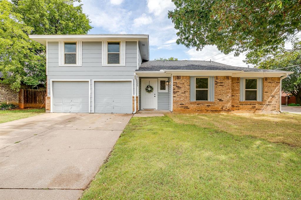 1233 Nicole Way Property Photo 1