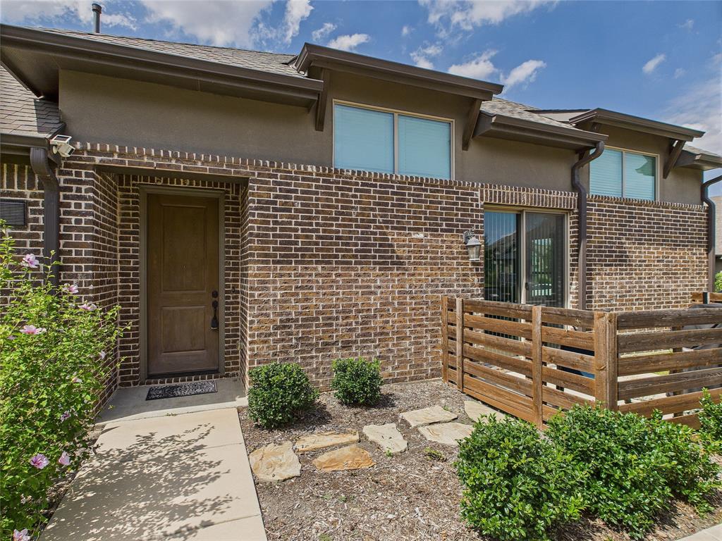1657 Dewberry Lane Property Photo 1