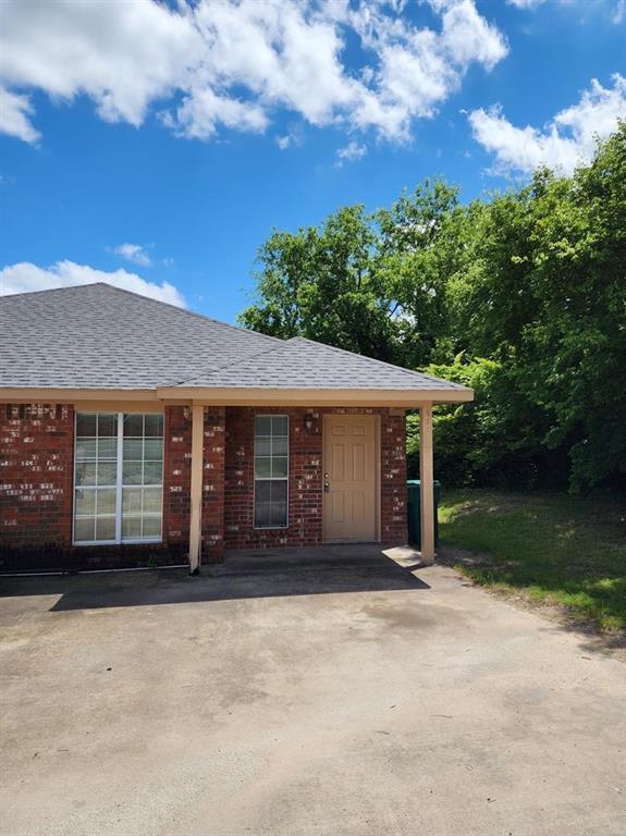 514 E State Highway 11 514 Property Photo 1