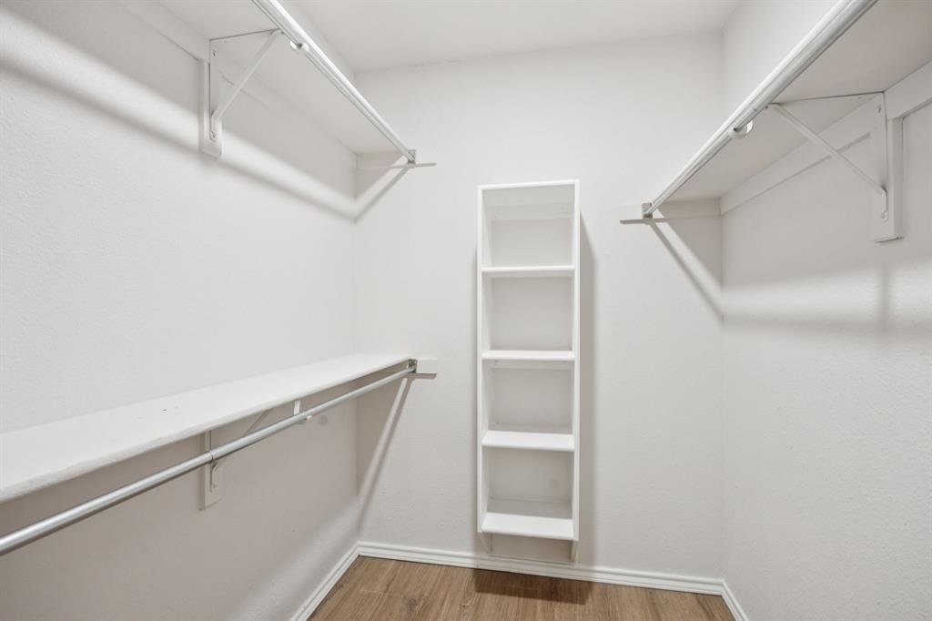 1823 Dew Valley Drive Property Photo 18