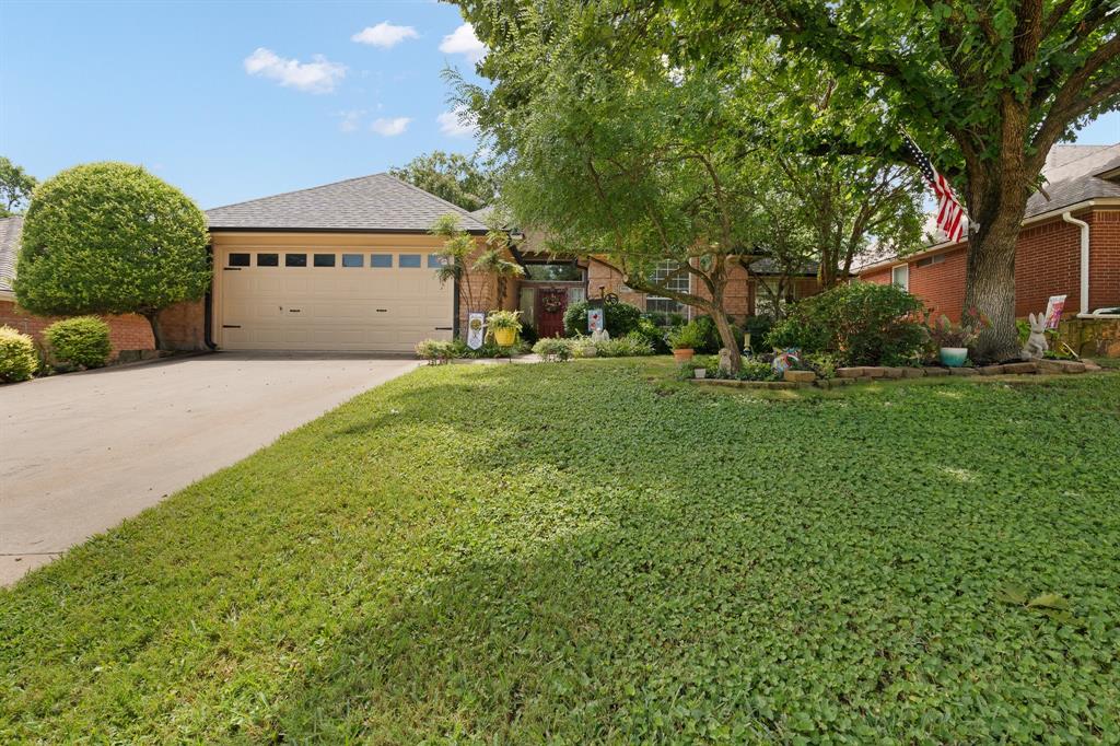 806 Water View Drive Property Photo 1