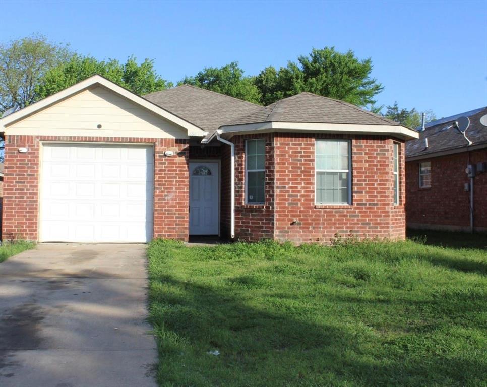 1823 Smoke Tree Lane Property Photo 1