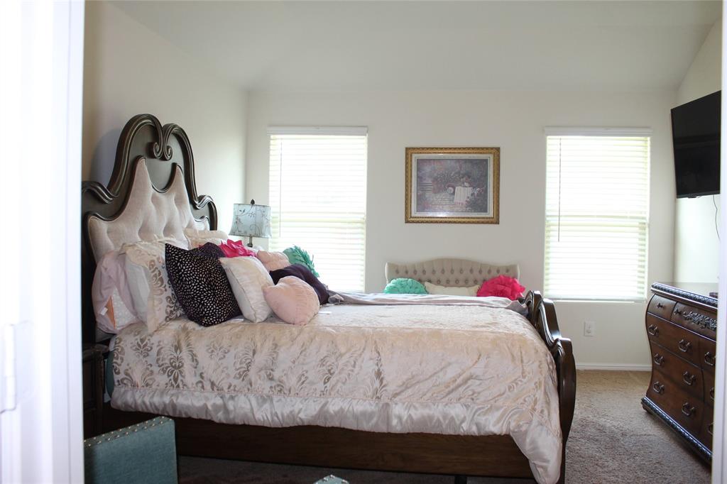 624 Yarborough Street Property Photo 8
