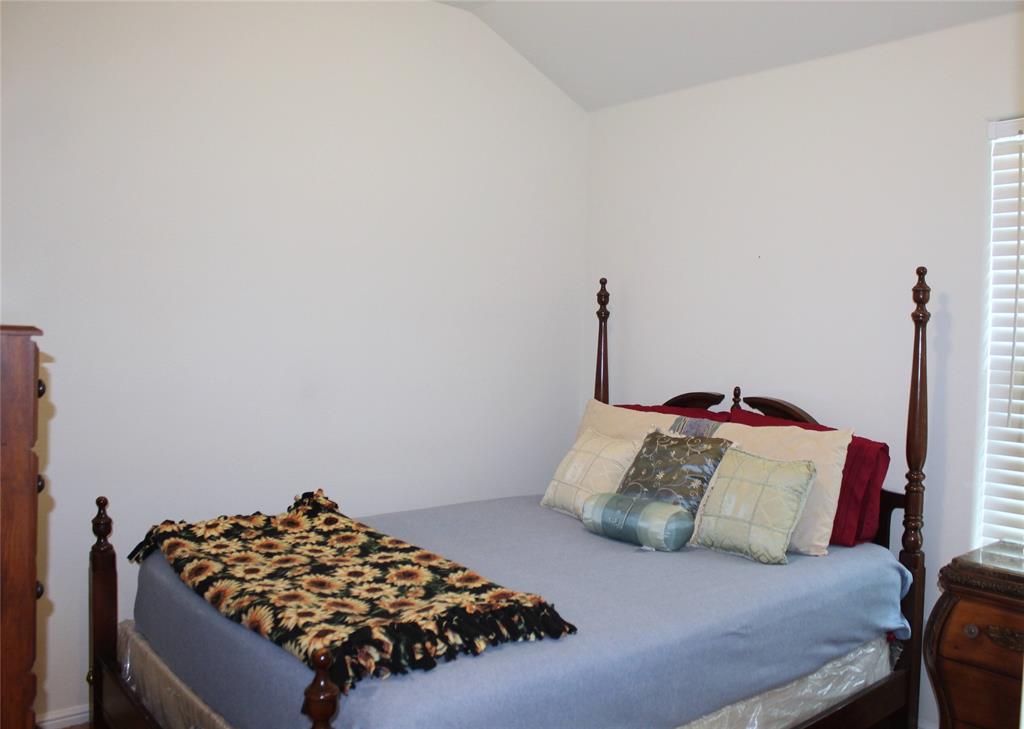 624 Yarborough Street Property Photo 11