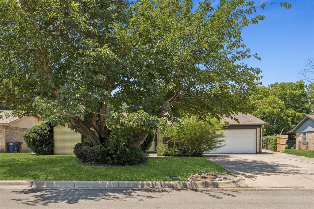 5652 Conlin Drive Property Photo 1