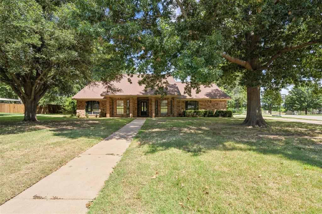 105 Tanglewood Property Photo 1