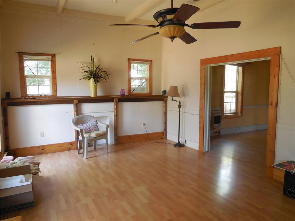 316 Mesquite Street Property Photo 4