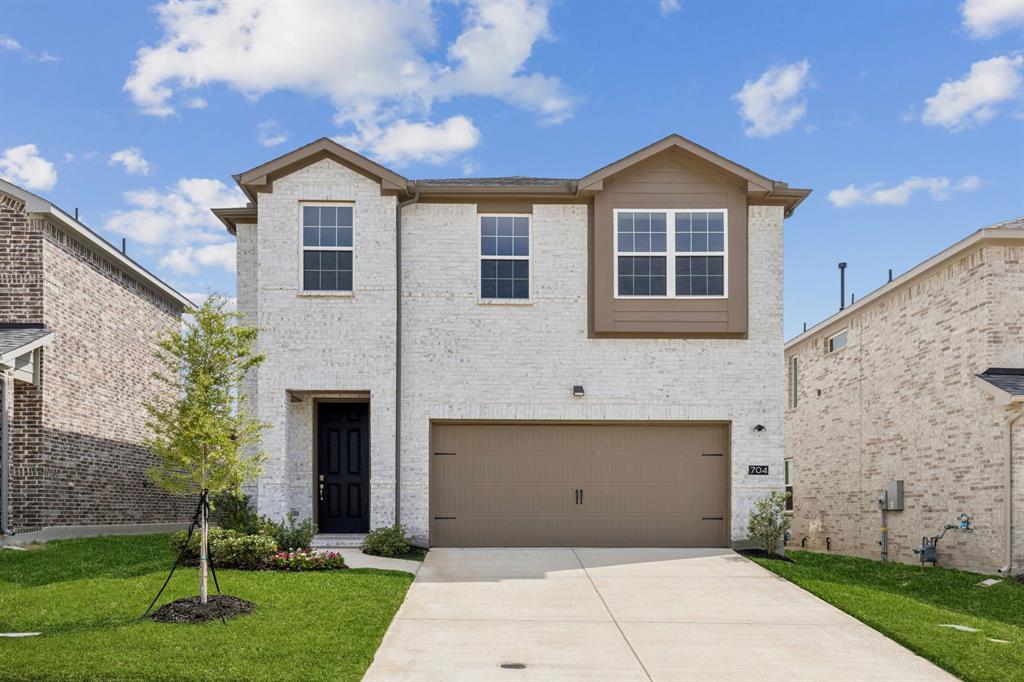 704 Santa Lucia Drive Property Photo 1