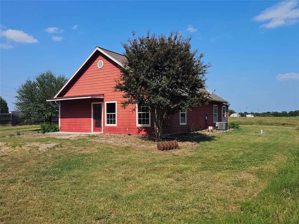 665 County Road 1040 Property Photo 1