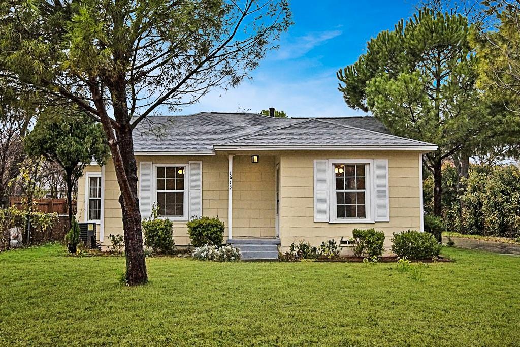 1613 M Place Property Photo 1