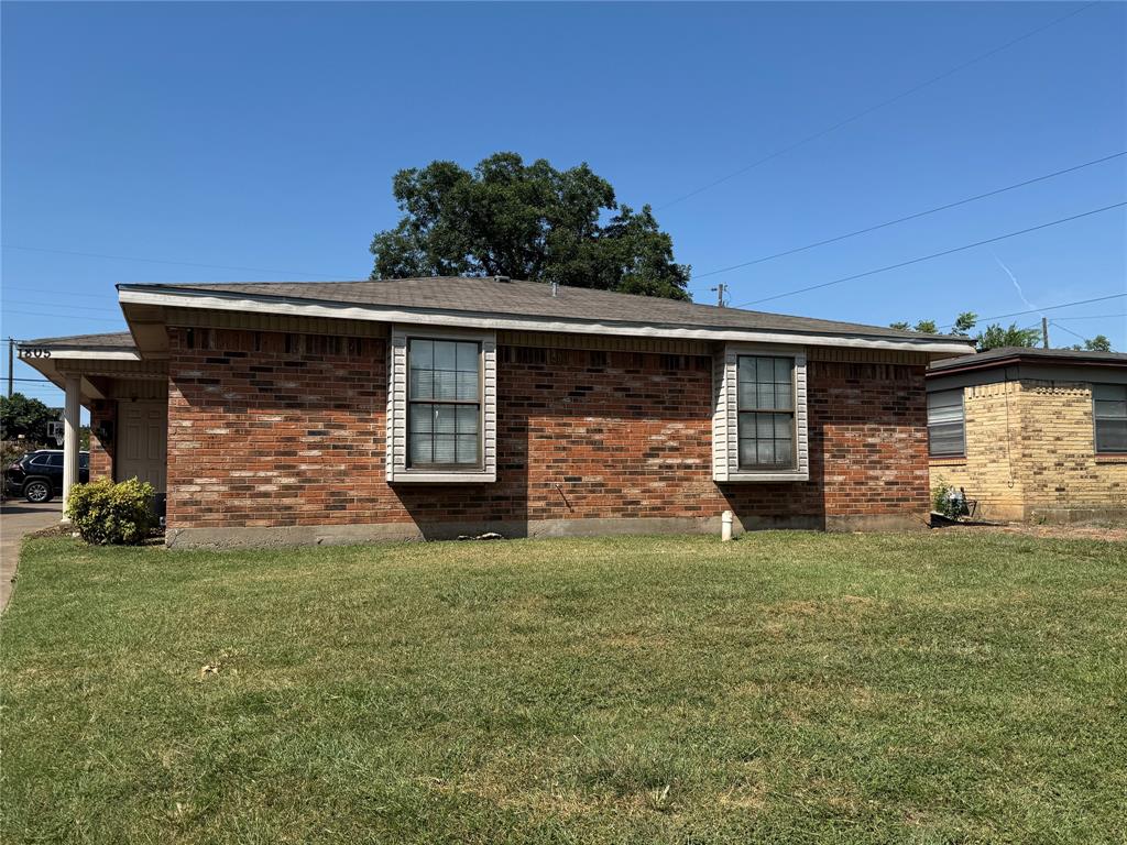 1805 Marquita Street Property Photo 1