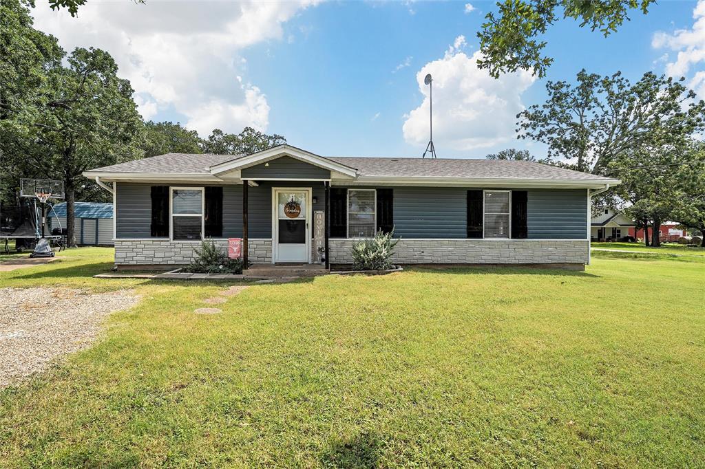 564 Longhorn Parkway Property Photo 1