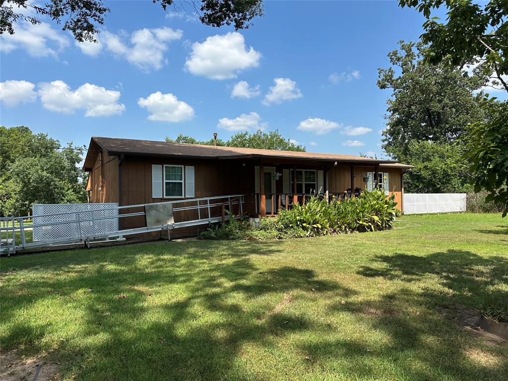 332 S Lawson Street Property Photo 1