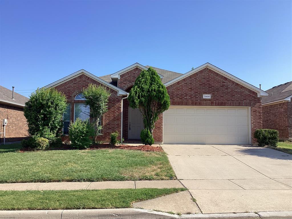 3909 Old Richwood Lane Property Photo 1