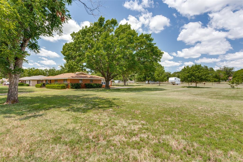 624 Fm 1187 Property Photo 1