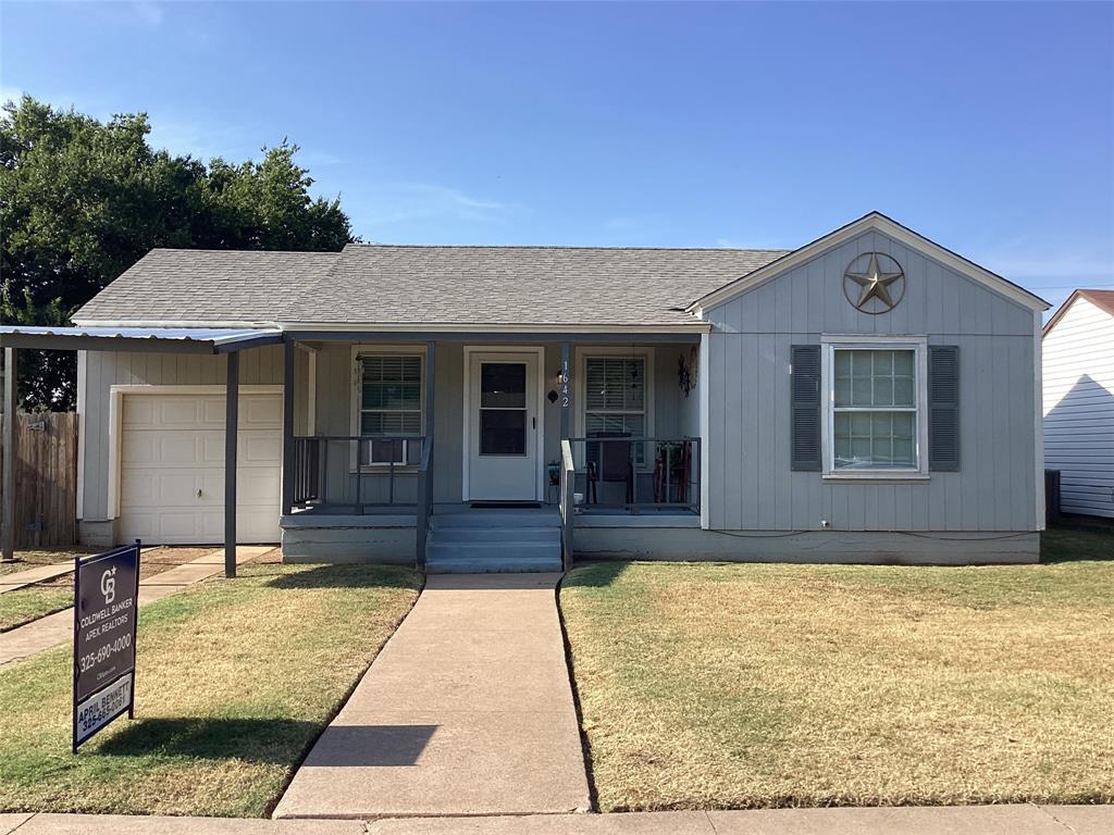 1642 S 15th Property Photo 1