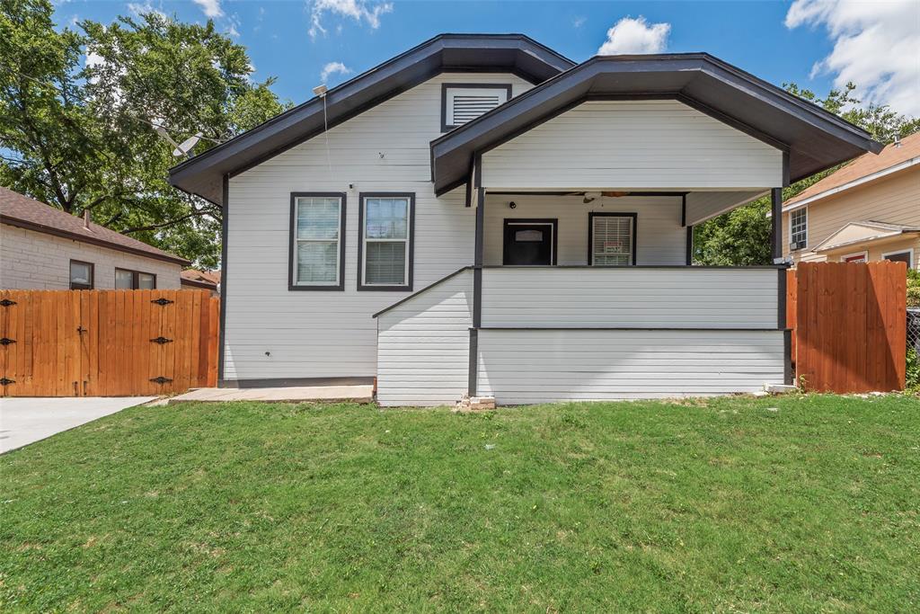 447 W Clarendon Drive