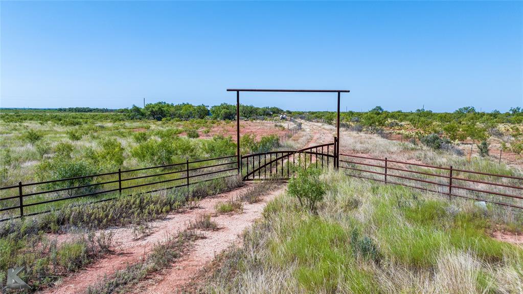 2681 Fm-1085 Property Photo 1