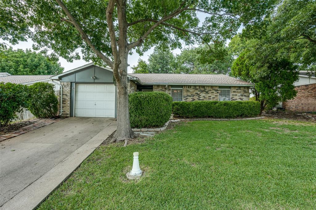 643 Roaming Road Drive Property Photo 1