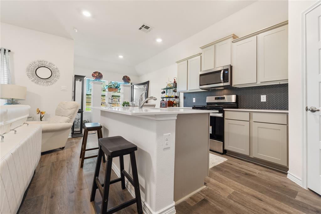 649 Blissful Bend Property Photo 1