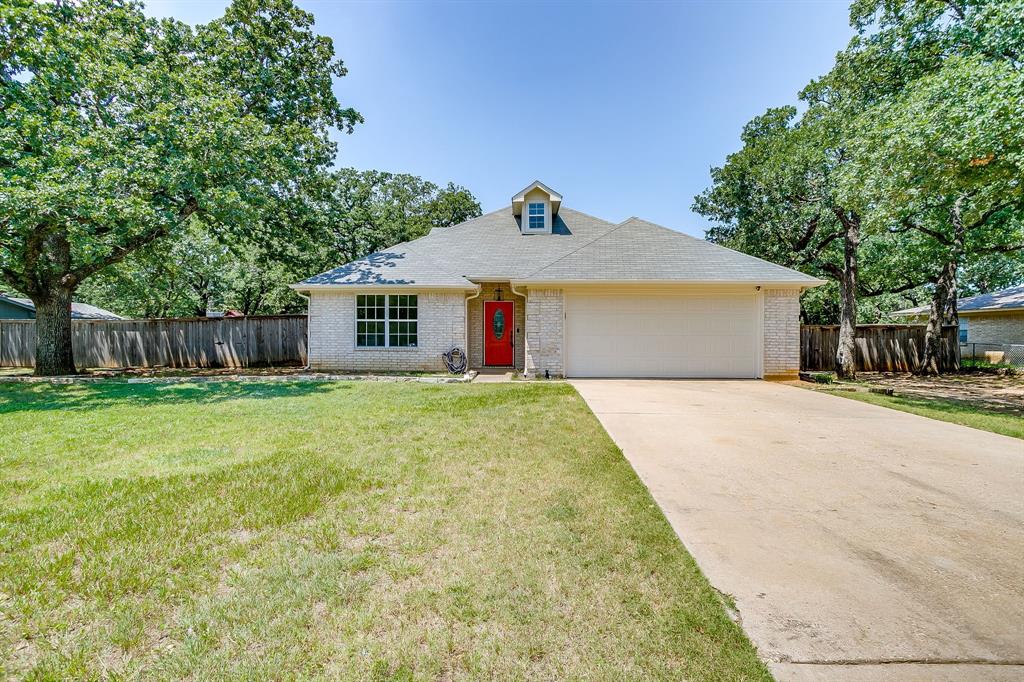 202 Woodlawn Drive Property Photo 1