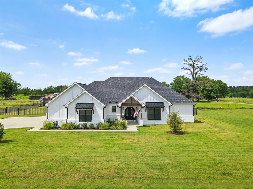11 Nicklaus Drive Property Photo 1