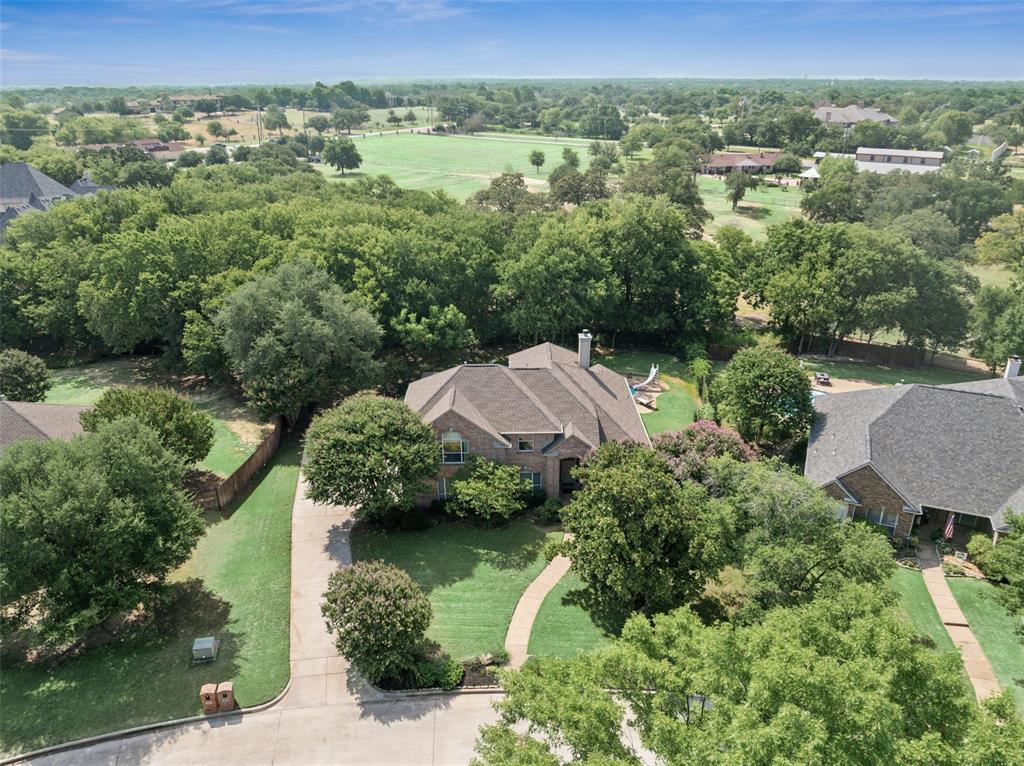 305 Canyon Lake Drive