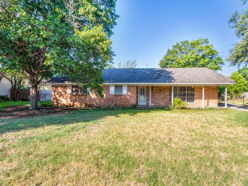 4708 Westlake Drive Property Photo 1