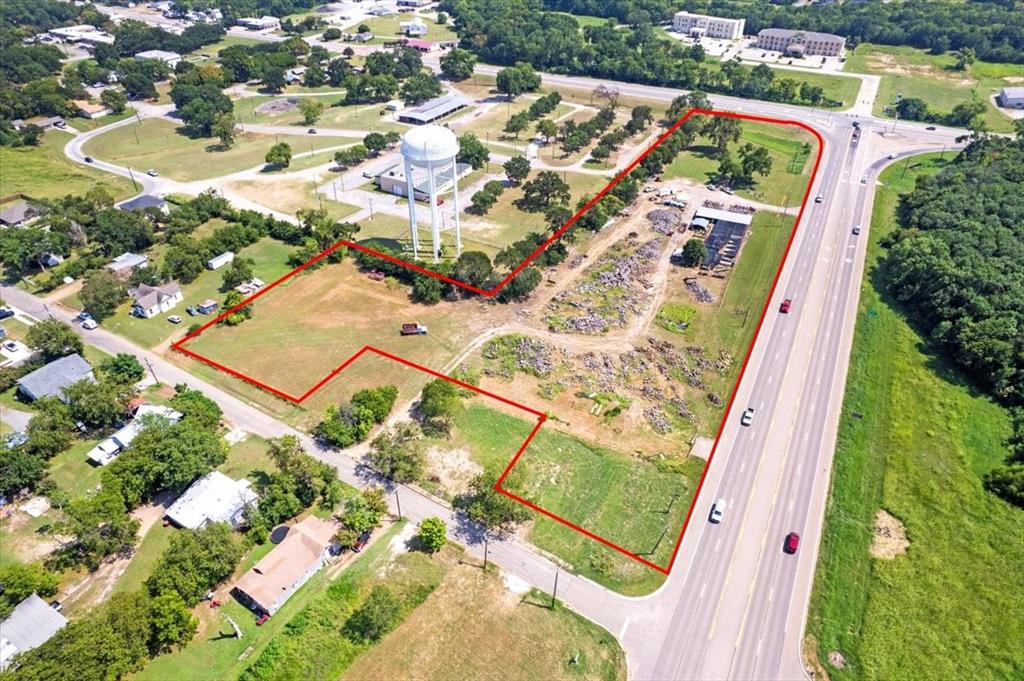 604 N Tx-121 Property Photo 1