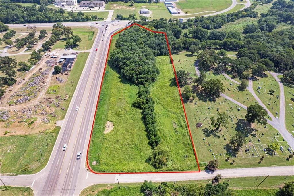 Westside N Tx-121 Highway Property Photo 1