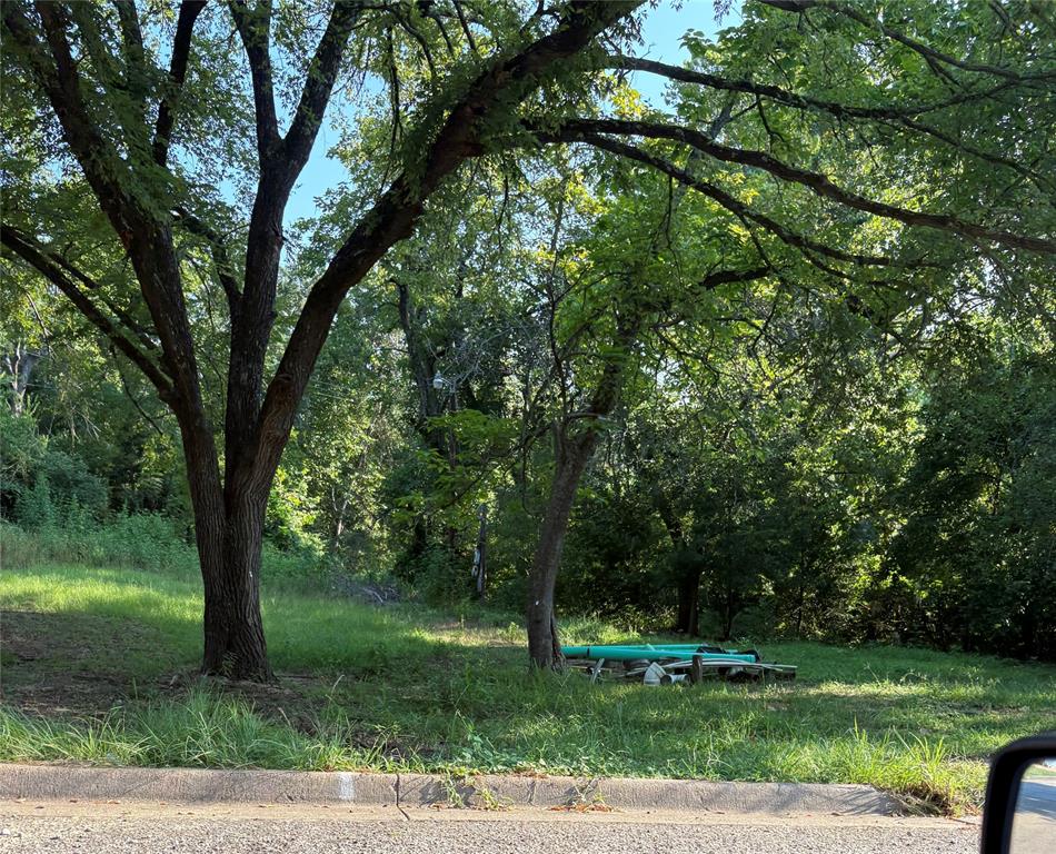 499 Edmonson Avenue Property Photo 1
