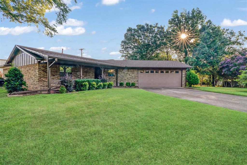 225 34th Street Property Photo 1