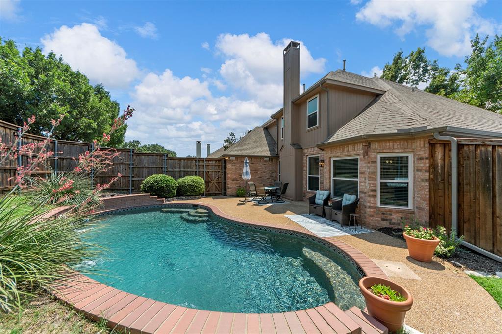4000 Rolling Oaks Drive Property Photo 1
