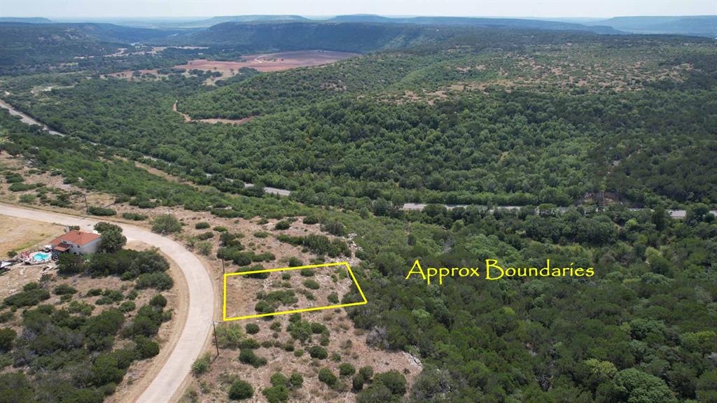 160 Oak Tree Drive Property Photo 1