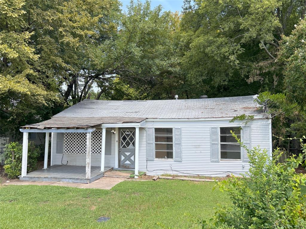 415 Johnson Street Property Photo 1