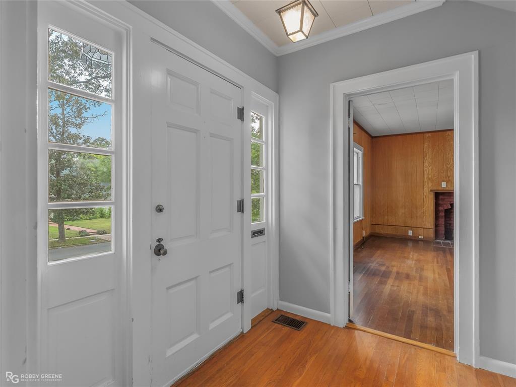 244 Forest Avenue Property Photo 2