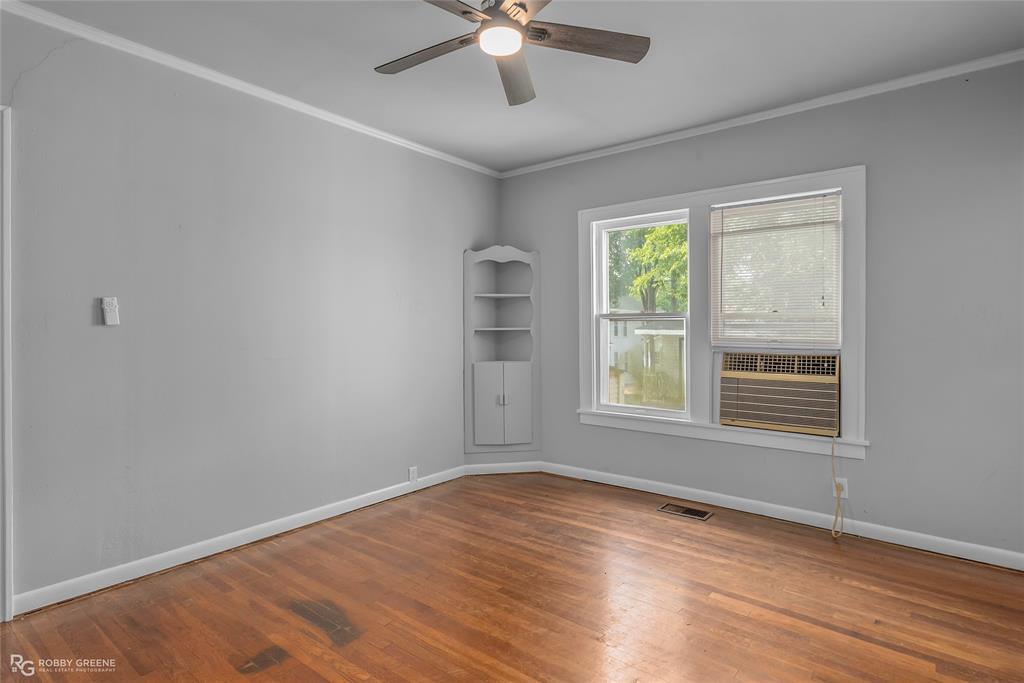 244 Forest Avenue Property Photo 16