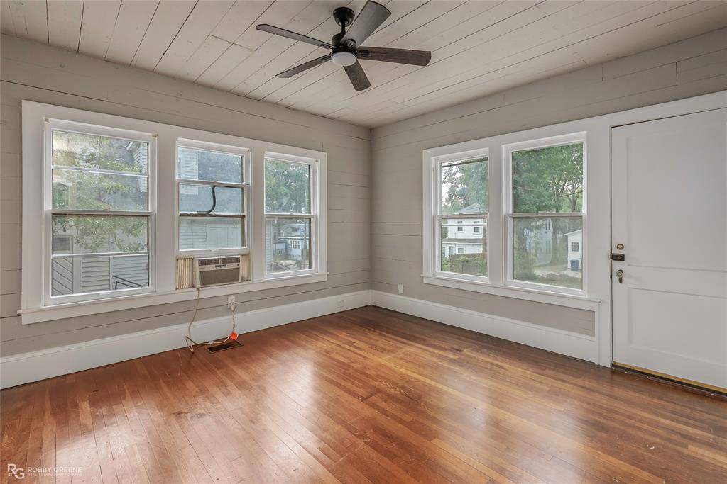 244 Forest Avenue Property Photo 18
