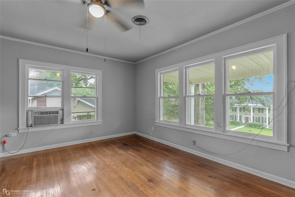 244 Forest Avenue Property Photo 22