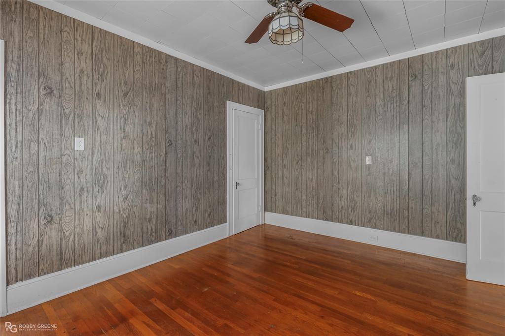 244 Forest Avenue Property Photo 26