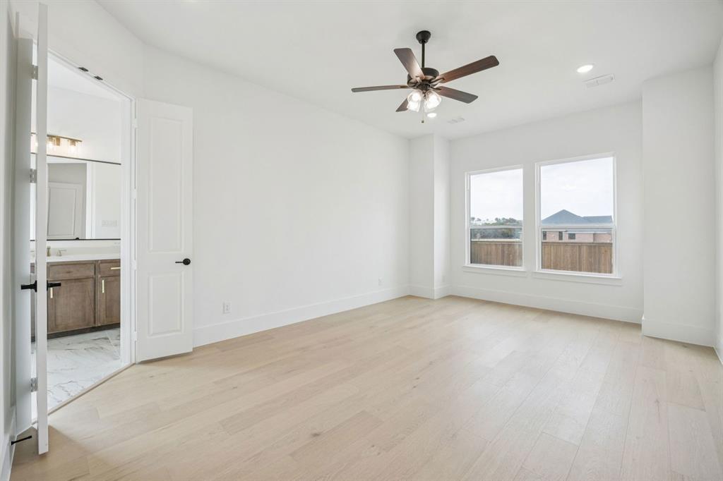 500 Shadowfax Drive Property Photo 9