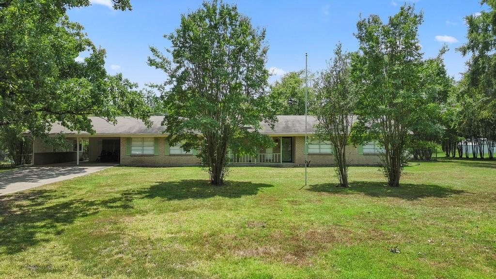 534 Lazy Way Property Photo 1