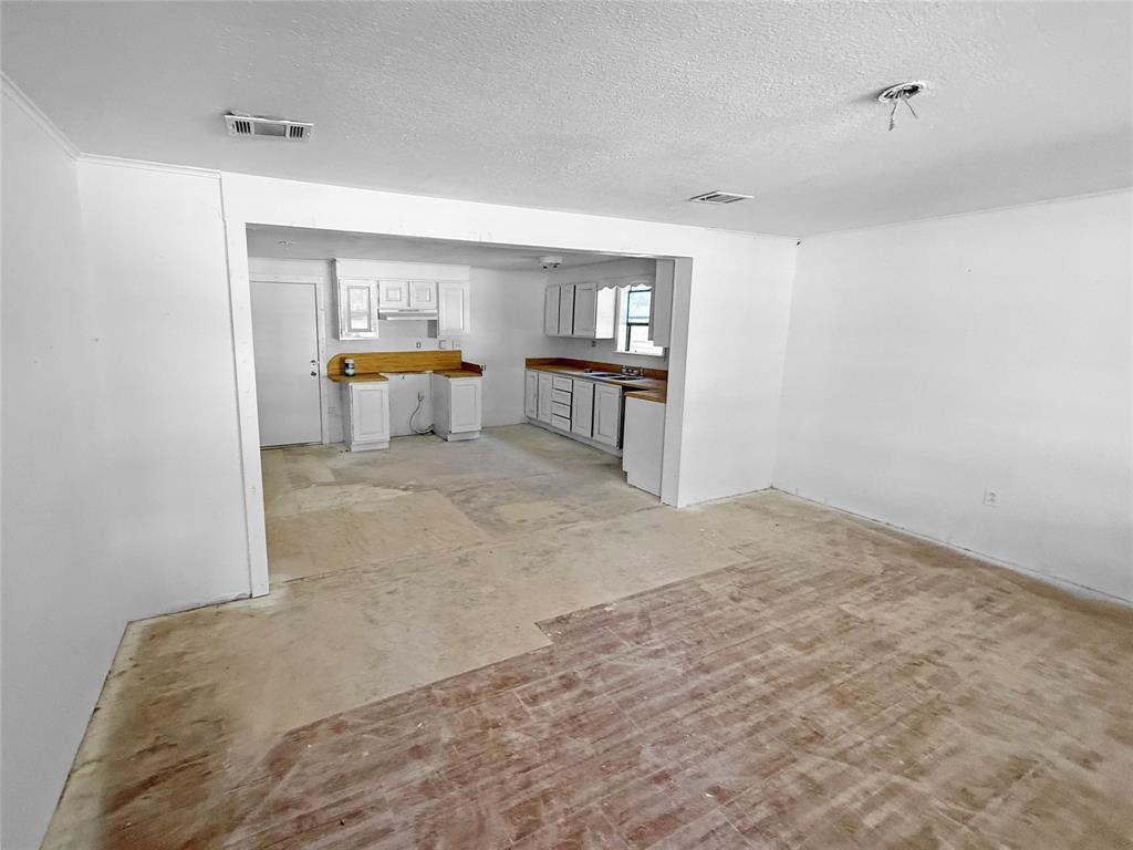 303 County Road 158 Property Photo 12