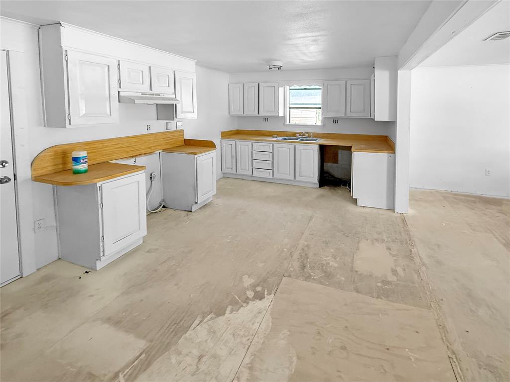 303 County Road 158 Property Photo 14