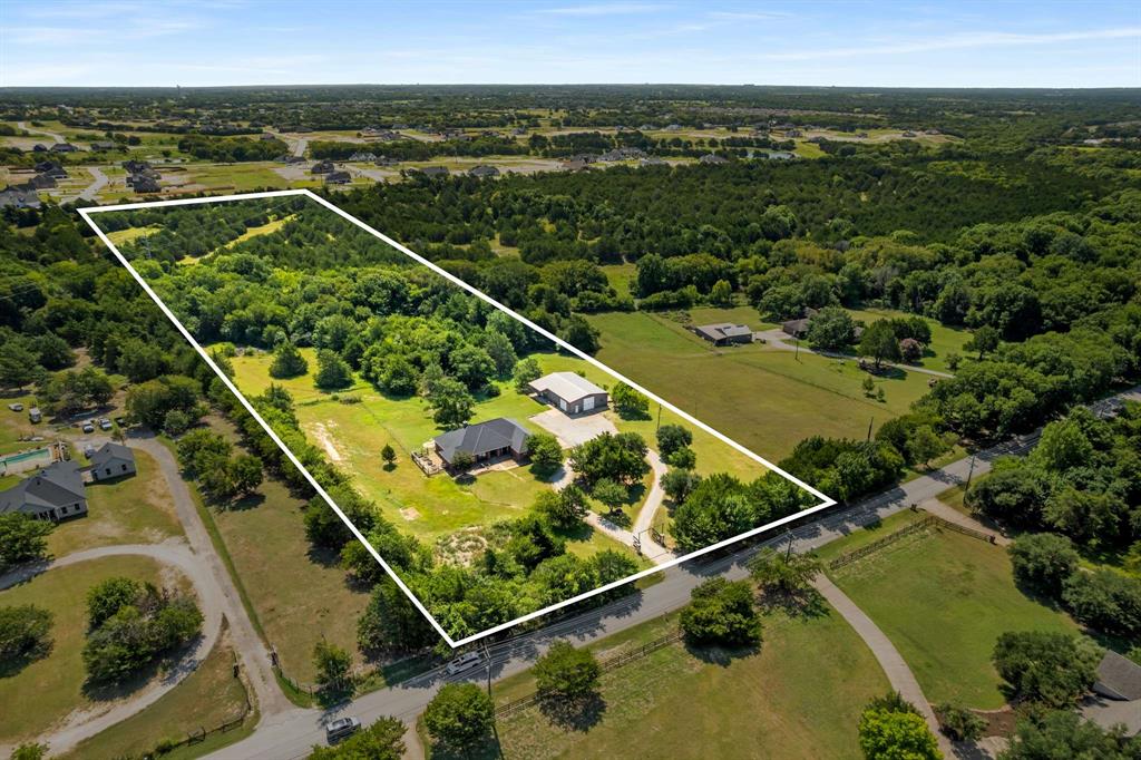 2310 N Walnut Grove Road Property Photo 1